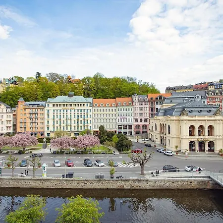 Melissa Karlovy Vary